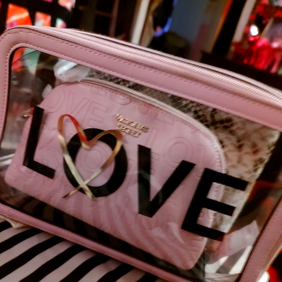 Victoria's Secret Handbags - Victoria secret train case